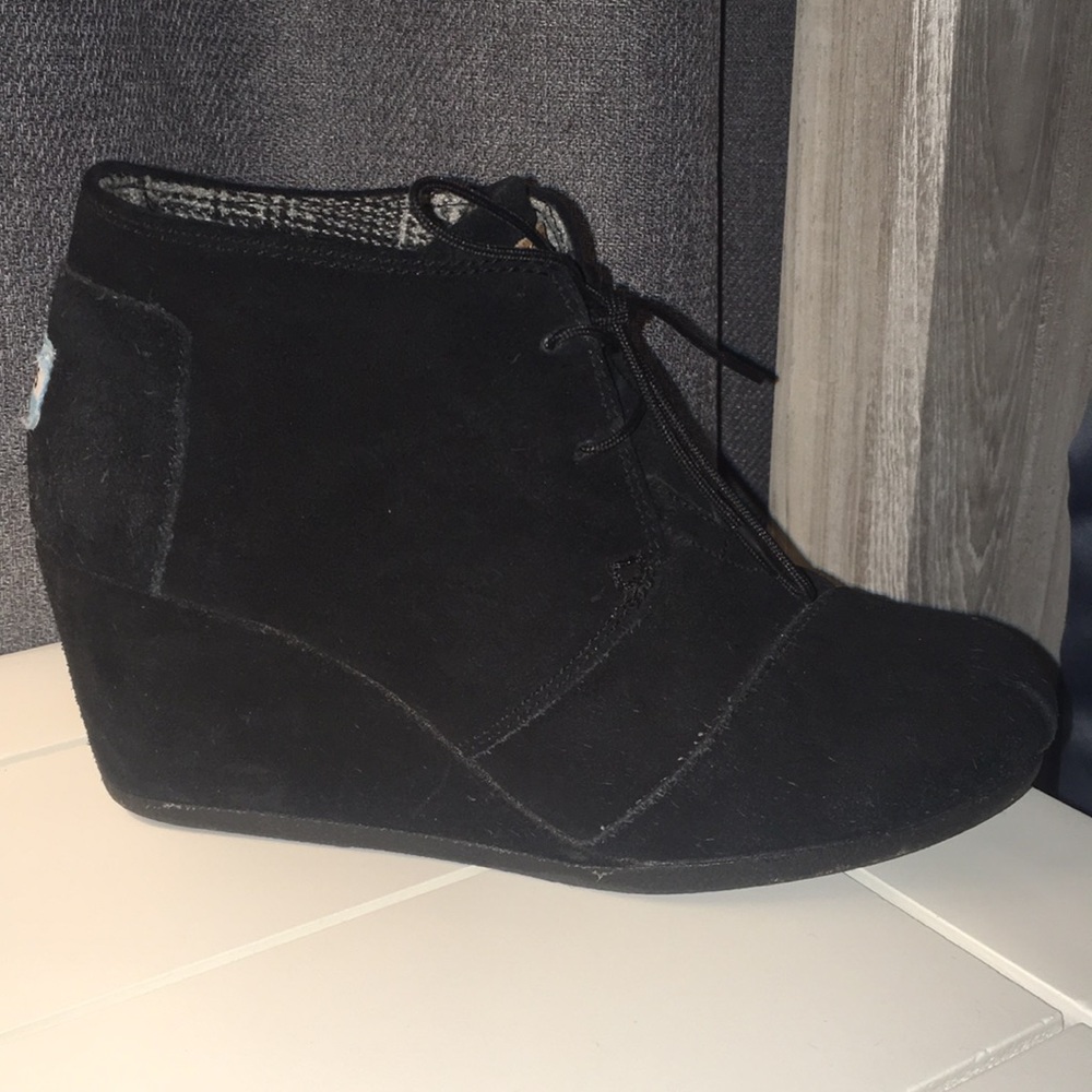 Toms wedge booties